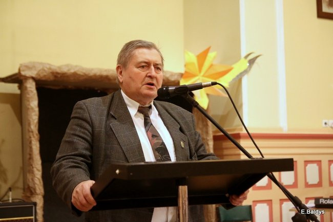 Sybiracy łamali się opłatkiem (zdjęcia)