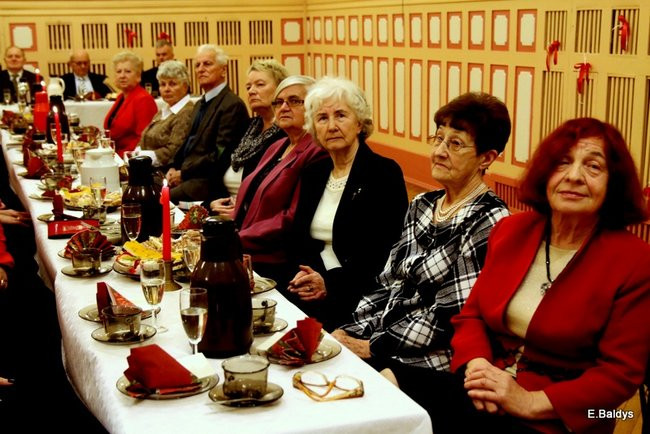 Sybiracy łamali się opłatkiem (zdjęcia)