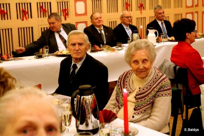 Sybiracy łamali się opłatkiem (zdjęcia)