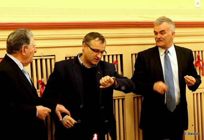 Sybiracy łamali się opłatkiem (zdjęcia)