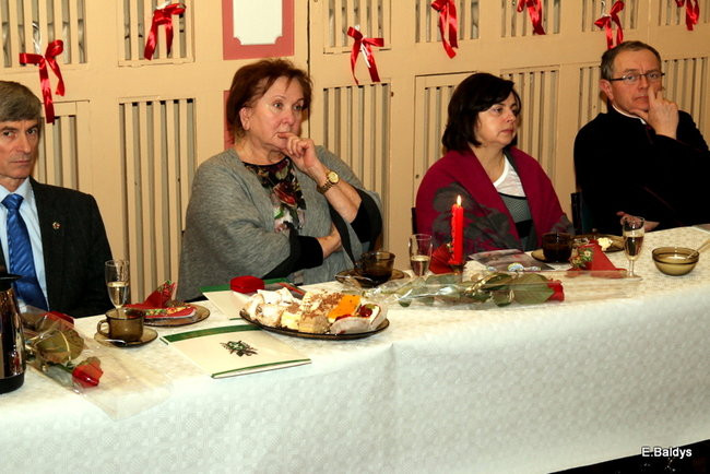 Sybiracy łamali się opłatkiem (zdjęcia)