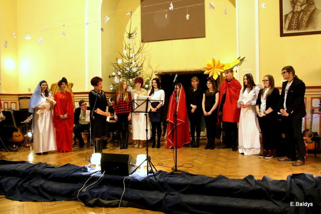 Sybiracy łamali się opłatkiem (zdjęcia)