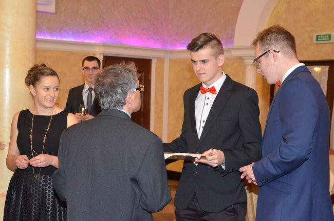 Ekonomik balował w Toscanii (zdjęcia)