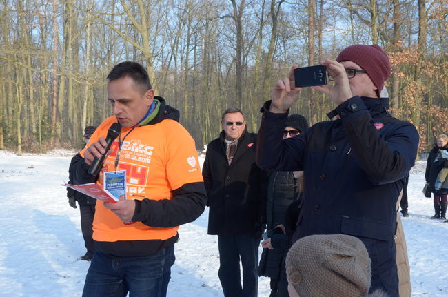 Z uśmiechem przez las (zdjęcia)