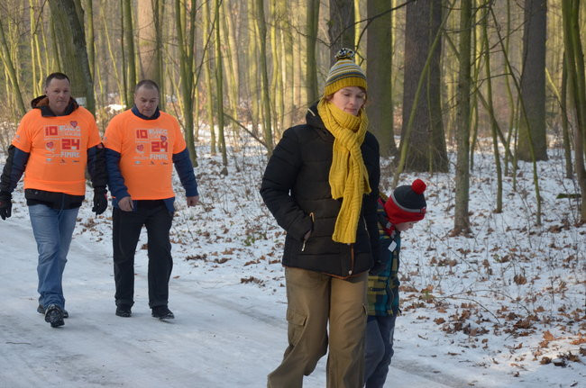 Z uśmiechem przez las (zdjęcia)