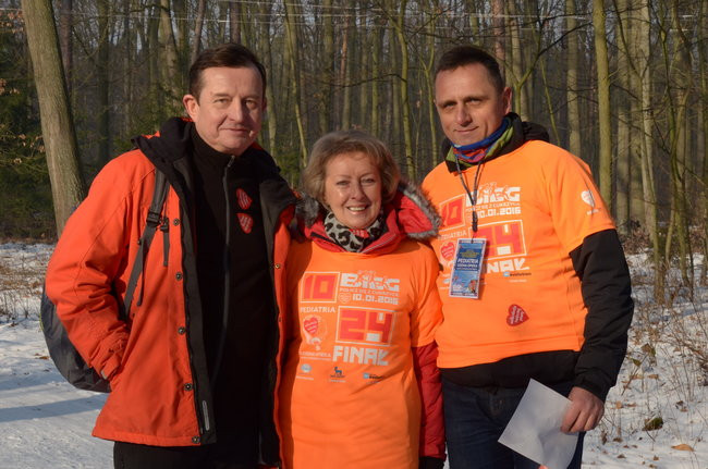 Z uśmiechem przez las (zdjęcia)