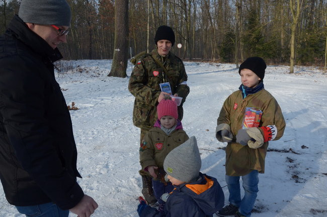 Z uśmiechem przez las (zdjęcia)