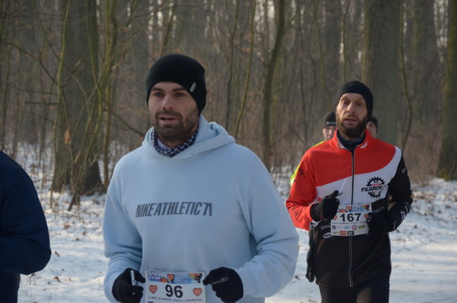 Z uśmiechem przez las (zdjęcia)