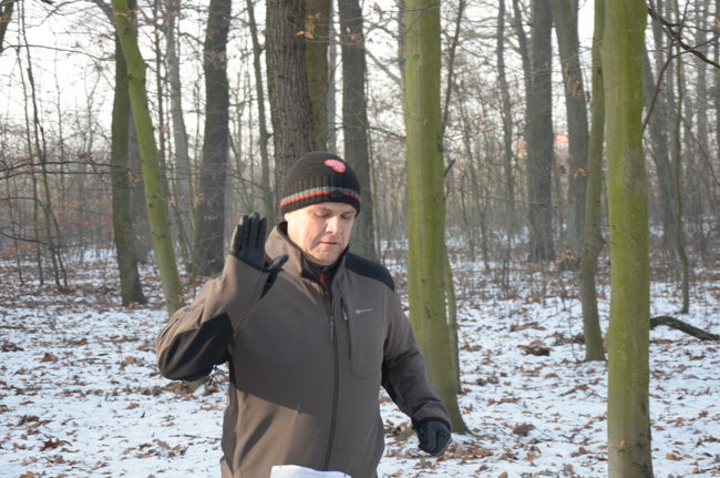 Z uśmiechem przez las (zdjęcia)