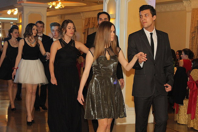 Studniówkowa zabawa w Rawiczu (zdjęcia)