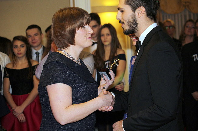 Studniówkowa zabawa w Rawiczu (zdjęcia)