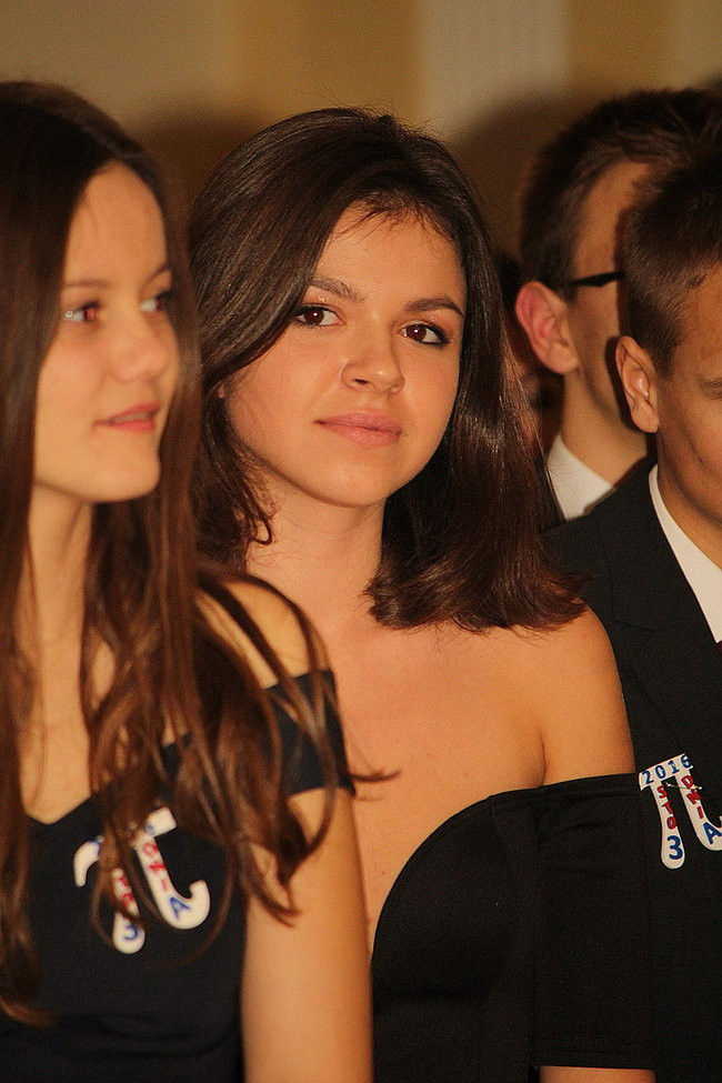 Studniówkowa zabawa w Rawiczu (zdjęcia)