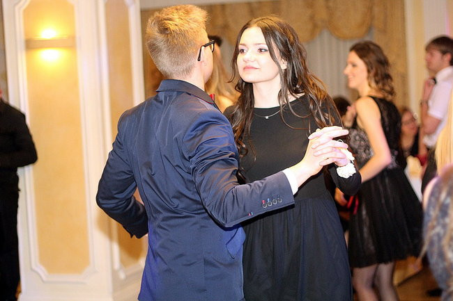 Studniówkowa zabawa w Rawiczu (zdjęcia)