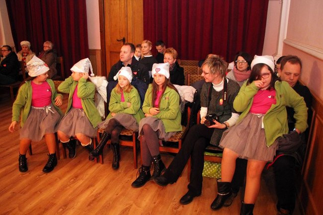 WOŚP w Rydzynie zebrała około 14.500 zł (wideo i zdjęcia)