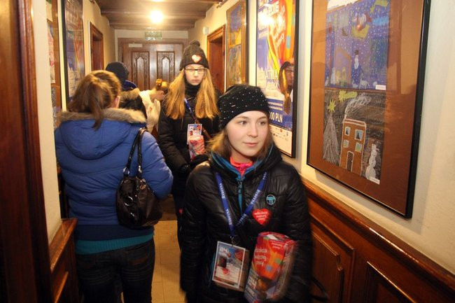 WOŚP w Rydzynie zebrała około 14.500 zł (wideo i zdjęcia)