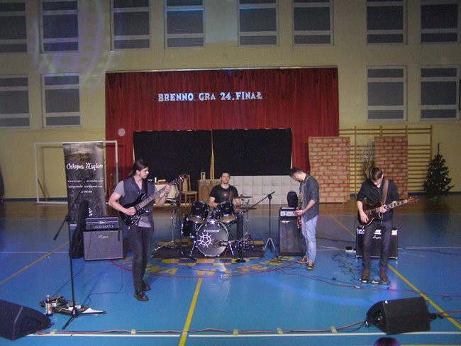 Tak bawiło się Brenno podczas WOŚP (zdjęcia)