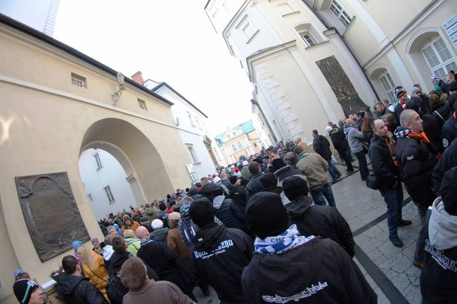 Kibice Unii Leszno na Jasnej Górze (zdjęcia)