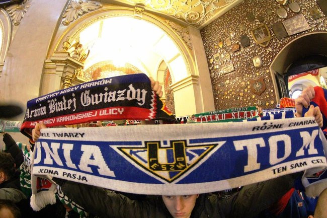 Kibice Unii Leszno na Jasnej Górze (zdjęcia)