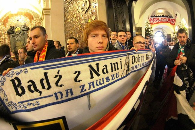 Kibice Unii Leszno na Jasnej Górze (zdjęcia)