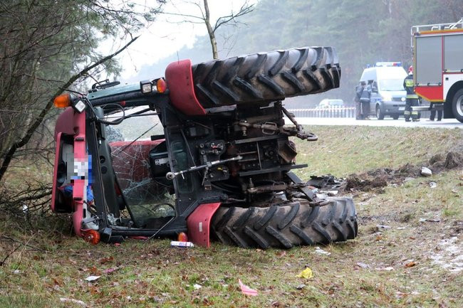 Volkswagen uderzył w zetora (wideo i zdjęcia)