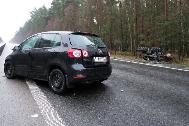 Volkswagen uderzył w zetora (wideo i zdjęcia)