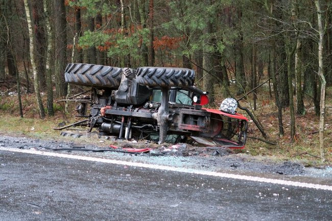 Volkswagen uderzył w zetora (wideo i zdjęcia)