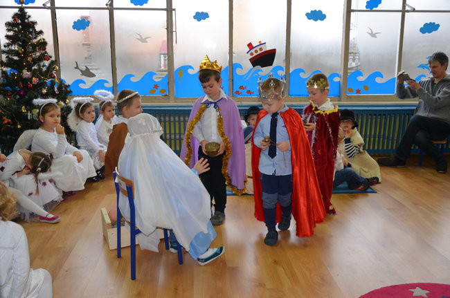 Jasełka dla babci i dziadka (zdjęcia)