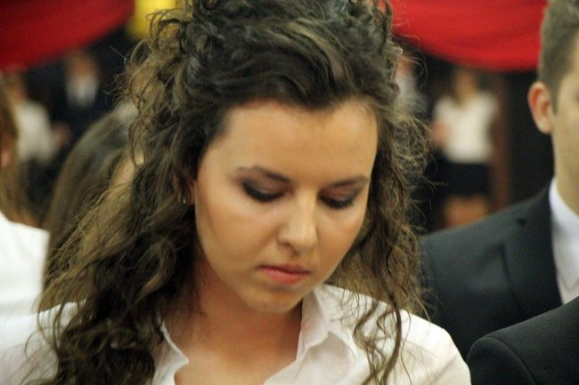 II LO w Lesznie: studniówka pod znakiem Jamesa Bonda (zdjęcia)