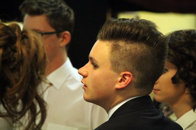 II LO w Lesznie: studniówka pod znakiem Jamesa Bonda (zdjęcia)