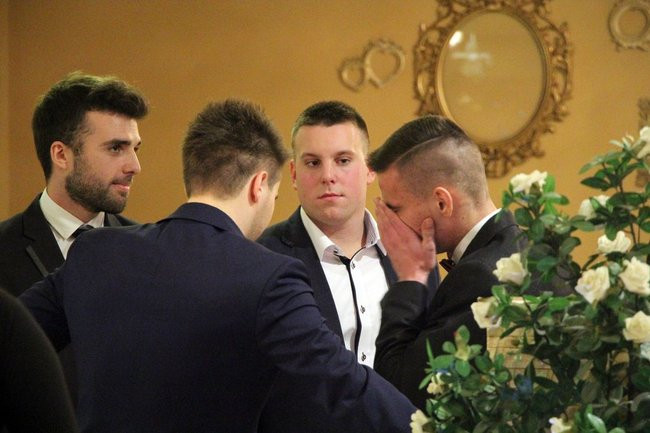 ZSOŚ: najpierw polonez, później taneczne przeboje (zdjęcia)