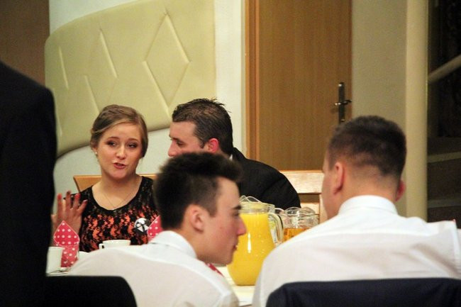 ZSOŚ: najpierw polonez, później taneczne przeboje (zdjęcia)