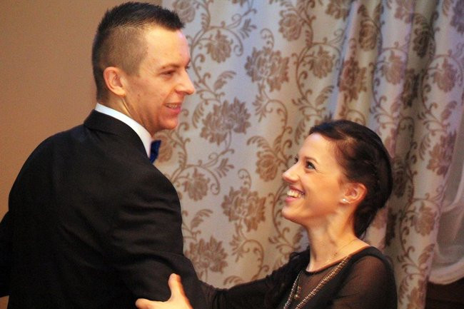 ZSOŚ: najpierw polonez, później taneczne przeboje (zdjęcia)