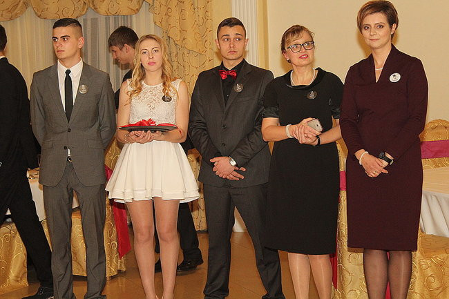 Po sąsiedzku: studniówka ZSPT w Bojanowie (zdjęcia)