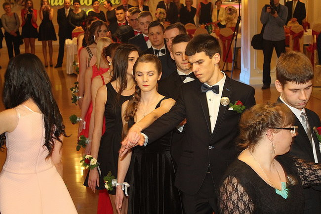 Po sąsiedzku: studniówka ZSPT w Bojanowie (zdjęcia)