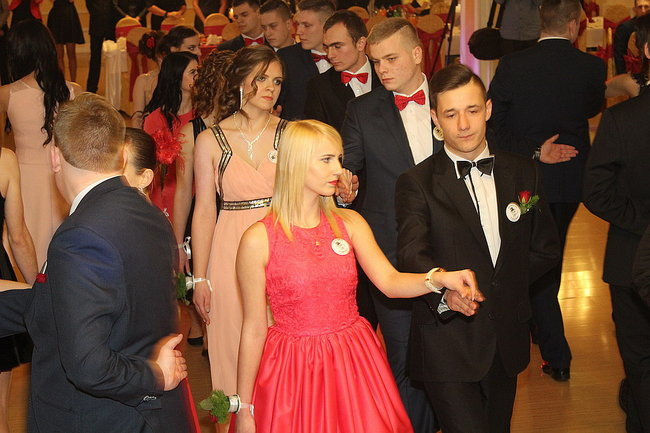 Po sąsiedzku: studniówka ZSPT w Bojanowie (zdjęcia)