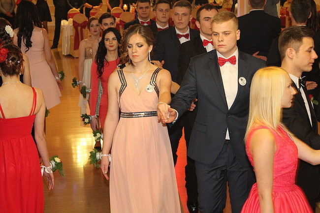 Po sąsiedzku: studniówka ZSPT w Bojanowie (zdjęcia)