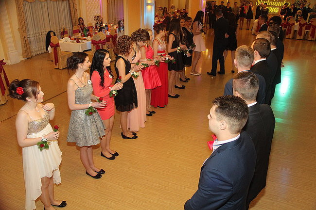 Po sąsiedzku: studniówka ZSPT w Bojanowie (zdjęcia)