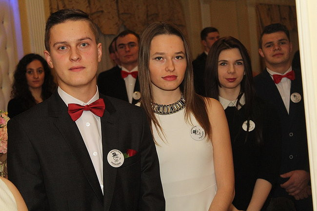 Po sąsiedzku: studniówka ZSPT w Bojanowie (zdjęcia)