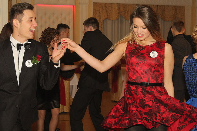 Po sąsiedzku: studniówka ZSPT w Bojanowie (zdjęcia)