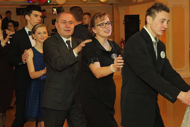 Po sąsiedzku: studniówka ZSPT w Bojanowie (zdjęcia)