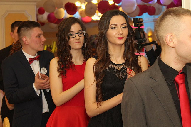 Po sąsiedzku: studniówka ZSPT w Bojanowie (zdjęcia)