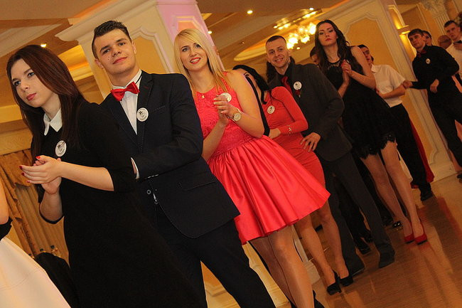 Po sąsiedzku: studniówka ZSPT w Bojanowie (zdjęcia)