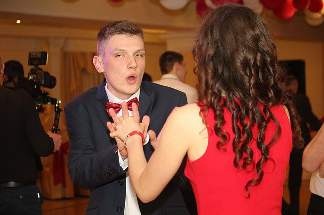 Po sąsiedzku: studniówka ZSPT w Bojanowie (zdjęcia)