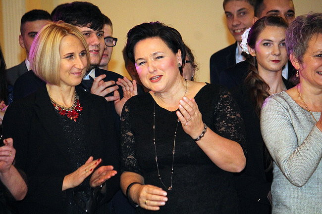 Po sąsiedzku: studniówka ZSPT w Bojanowie (zdjęcia)