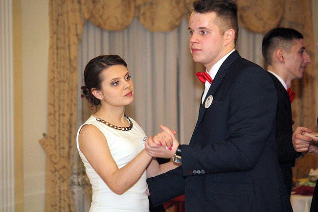 Po sąsiedzku: studniówka ZSPT w Bojanowie (zdjęcia)