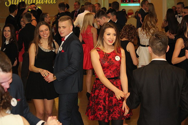 Po sąsiedzku: studniówka ZSPT w Bojanowie (zdjęcia)