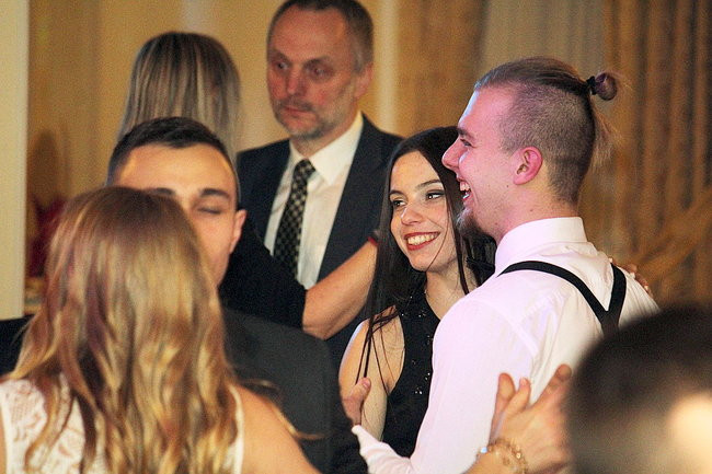 Po sąsiedzku: studniówka ZSPT w Bojanowie (zdjęcia)