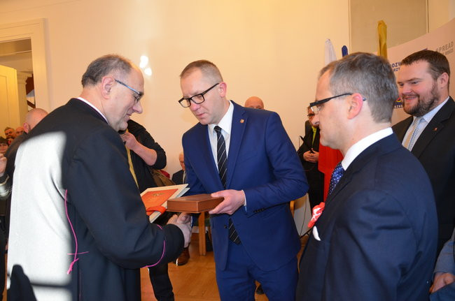 Nagrodzeni za pracę dla Leszna (zdjęcia)