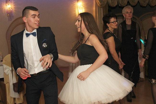 Kameralna studniówka Miejskiej Górki (zdjęcia)