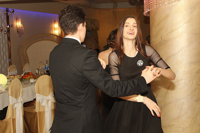 Kameralna studniówka Miejskiej Górki (zdjęcia)